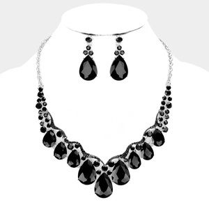 Black teardrop necklace set